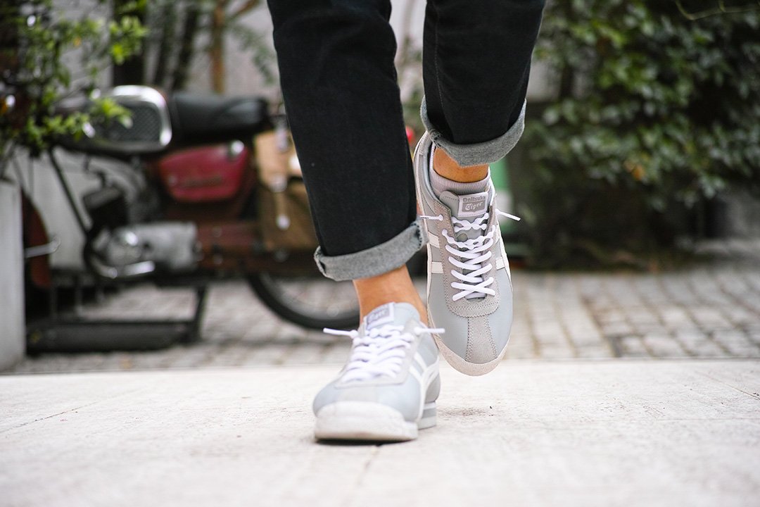 White Casual Caterpy No Tie Laces
